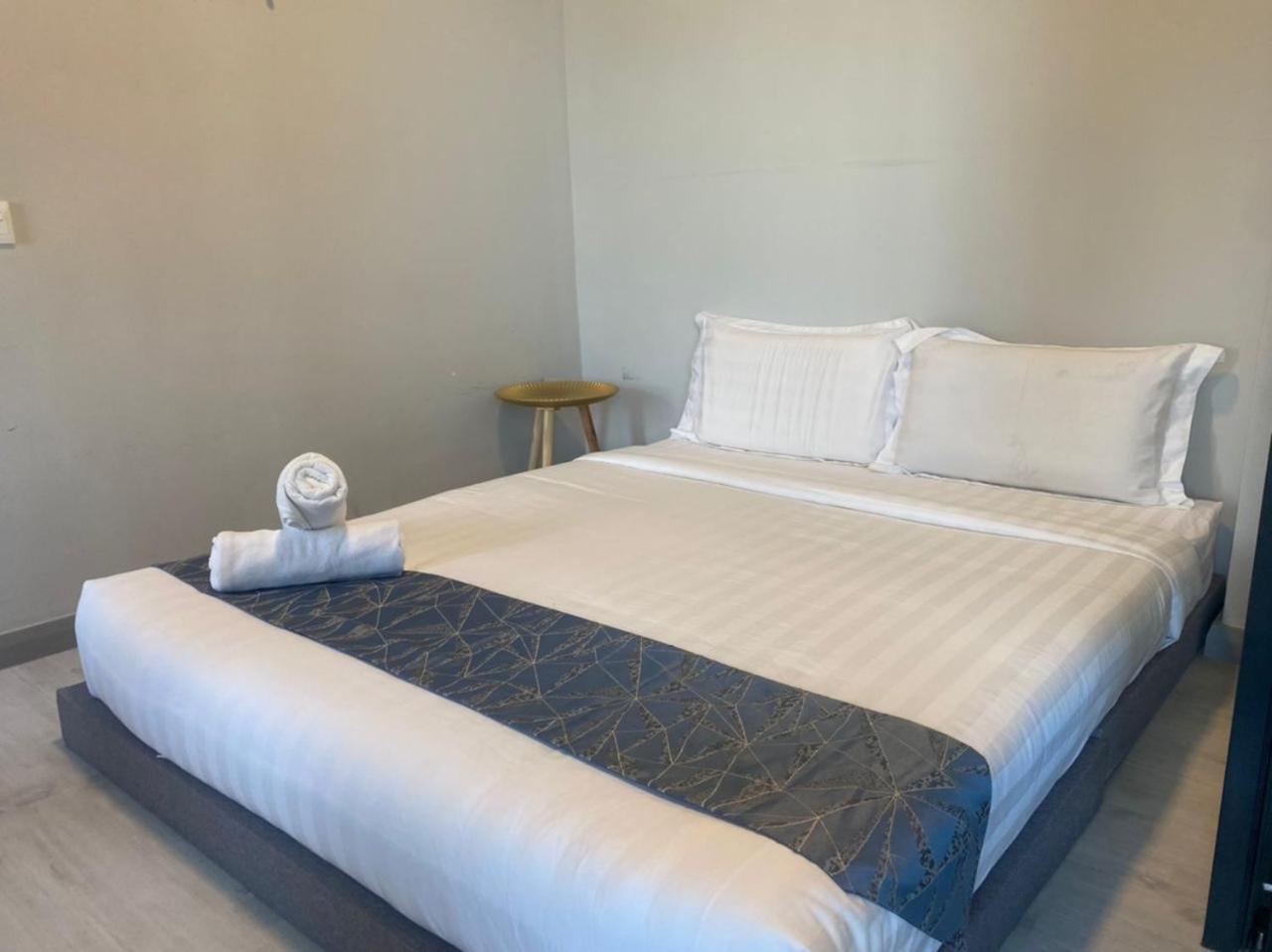 Jq Tower2 Jy Home - Mt Kinabalu View And Seaview, Contactless Self Check-In, Free Wifi Kota Kinabalu Exterior photo