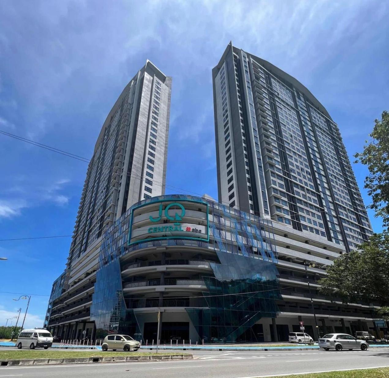 Jq Tower2 Jy Home - Mt Kinabalu View And Seaview, Contactless Self Check-In, Free Wifi Kota Kinabalu Exterior photo